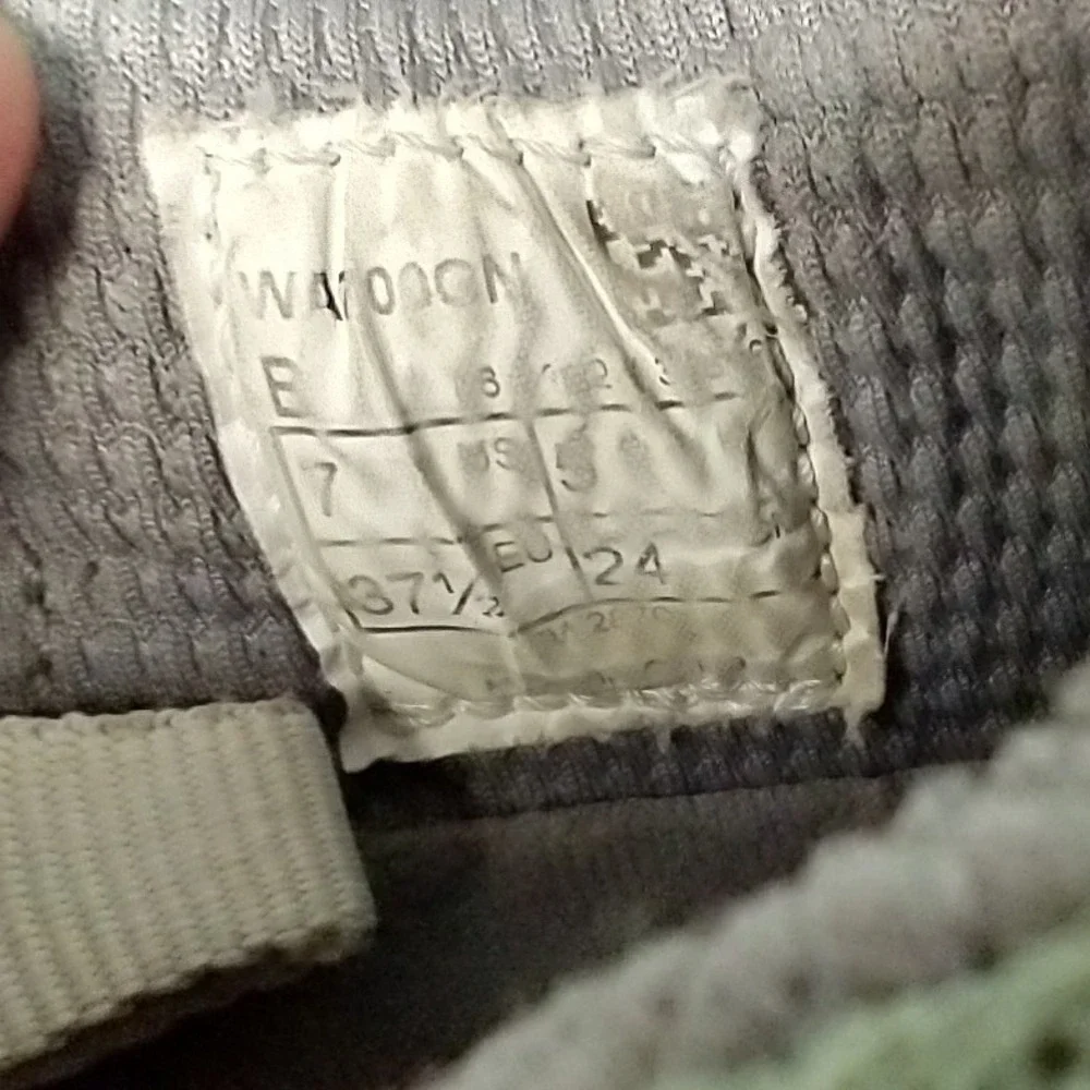 New Balance inspect pics
